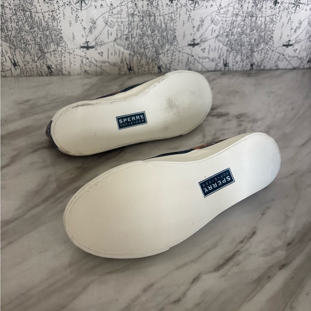 Sperry Navy Floral Slip-On Slippers - Picture 4 of 4